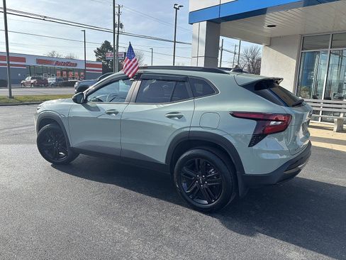 Used 2025 Chevrolet Trax ACTIV w/ Driver Confidence Package image 4