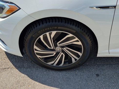 Used 2021 Volkswagen Jetta SEL Premium FWD image 13