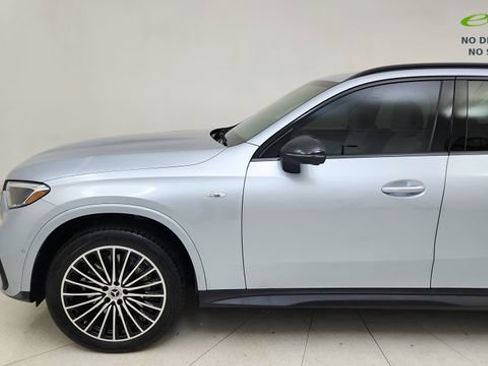 Used 2025 Mercedes-Benz GLC 350e 4MATIC w/ AMG Line image 4