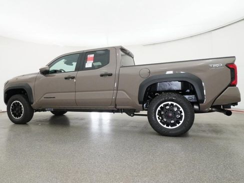 New 2026 Toyota Tacoma TRD Off-Road AWD/4WD image 32