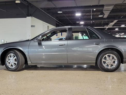 Used 2004 Cadillac Seville SLS w/ Preferred Equipment Group FWD image 23