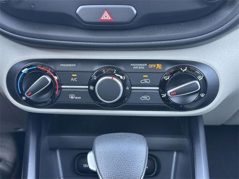 Certified 2022 Kia Soul LX image 21