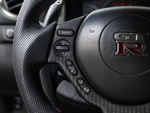 Used 2016 Nissan GT-R NISMO AWD/4WD image 37