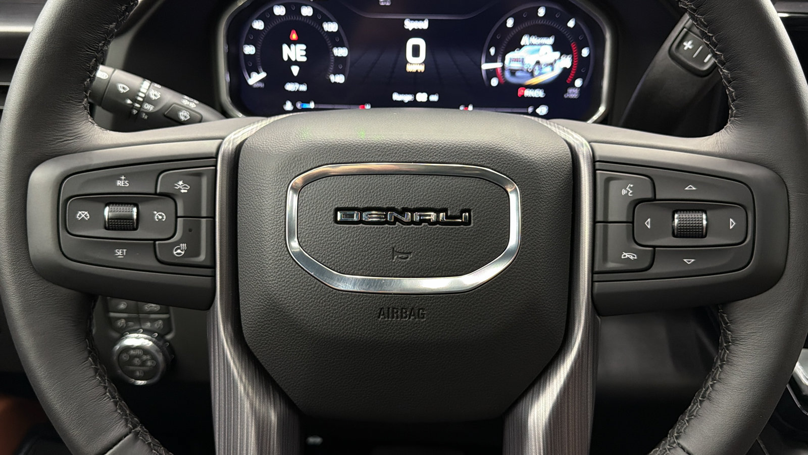 Used 2026 GMC Sierra 2500 Denali Ultimate w/ LPO, Black Badging Package AWD/4WD image 29