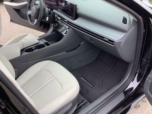 Used 2025 Hyundai Sonata SEL image 22