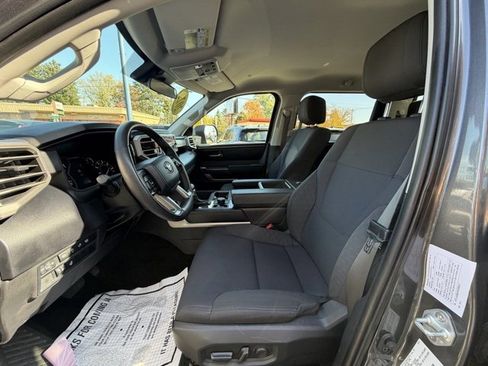 Used 2022 Toyota Tundra SR5 image 9