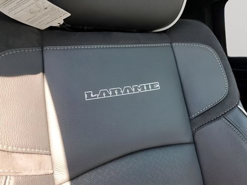 New 2025 RAM 2500 Laramie AWD/4WD image 57