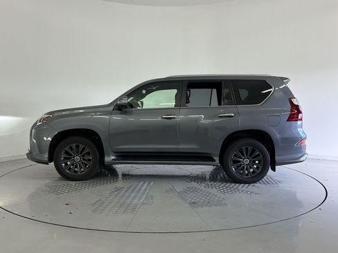 Used 2020 Lexus GX 460 Luxury w/ Luxury Sport Package AWD/4WD image 2