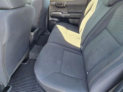 Used 2023 Toyota Tacoma 4x4 Double Cab image 7