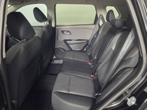 Used 2021 Nissan Rogue SV FWD image 22