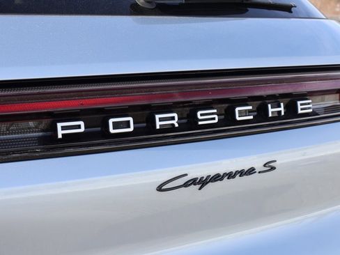 Used 2026 Porsche Cayenne S image 6