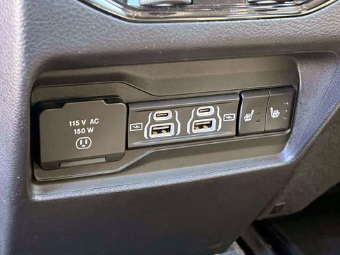 Used 2023 Jeep Grand Cherokee 4WD 4xe image 14