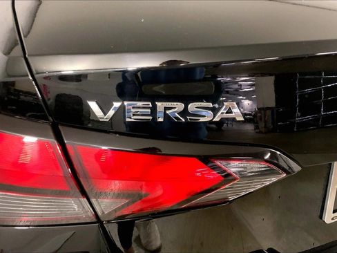 Used 2025 Nissan Versa SV w/ Trunk Package FWD image 8
