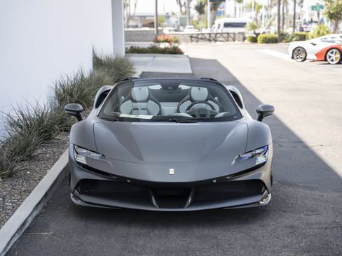 Used 2025 Ferrari SF90 Spider AWD/4WD image 3
