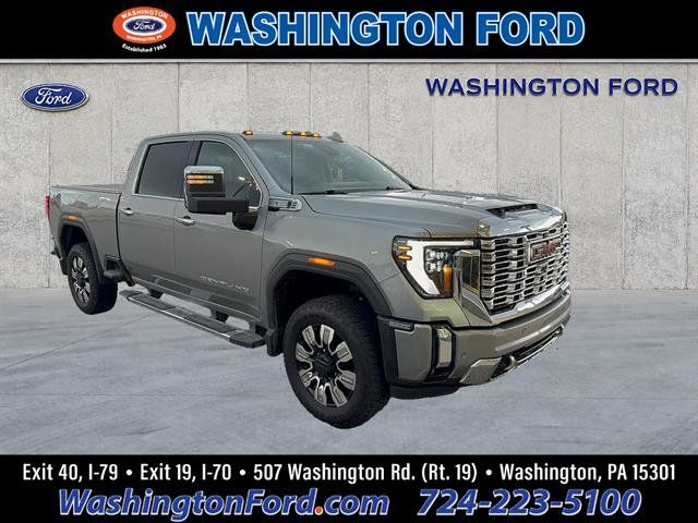 Used 2025 GMC Sierra 2500 Denali w/ Denali Reserve Package AWD/4WD image 5