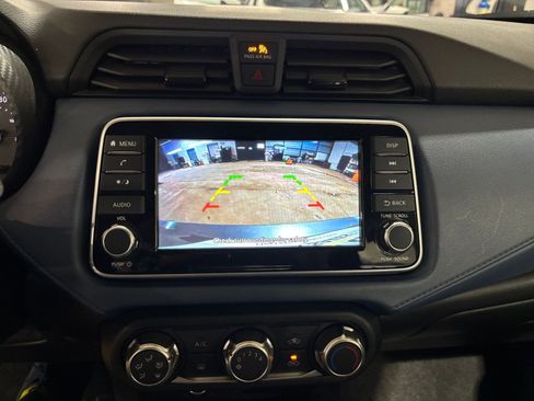 Used 2025 Nissan Versa SV image 22