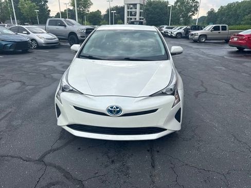 Used 2016 Toyota Prius Two FWD image 10