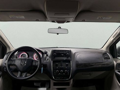 Used 2013 Dodge Grand Caravan SE FWD image 37