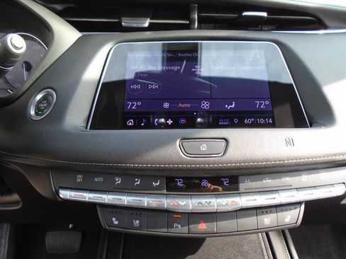 Used 2019 Cadillac XT4 Premium Luxury image 14