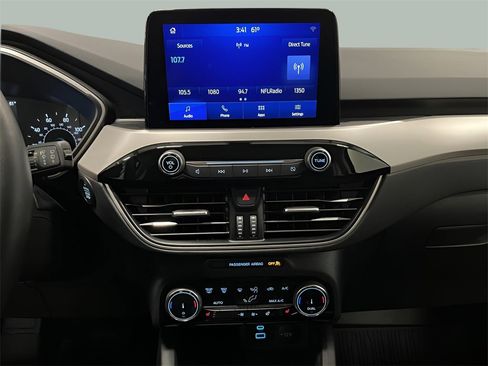 Used 2022 Ford Escape SEL image 20