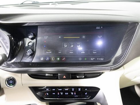 Used 2022 Buick Envision Essence w/ Safety Package image 24