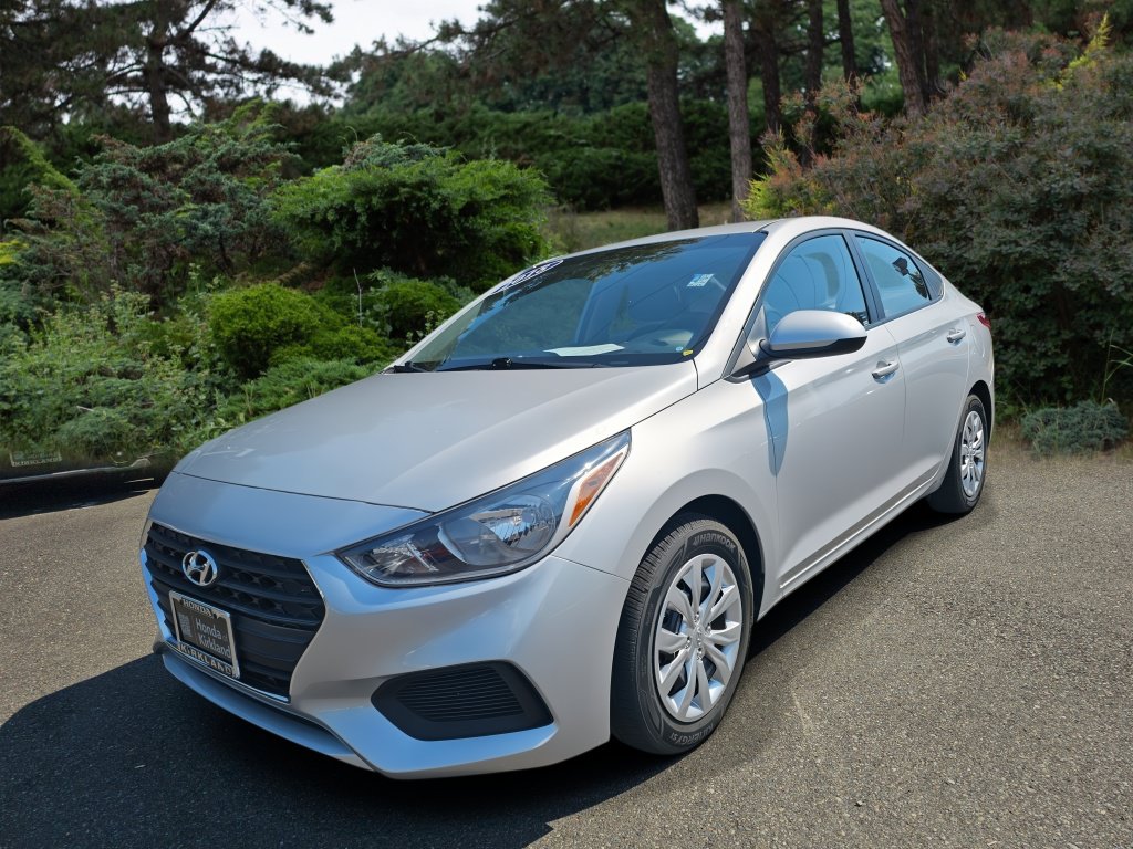 Used 2018 Hyundai Accent SE FWD image 3