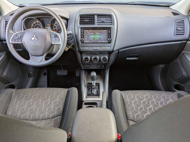 Used 2025 Mitsubishi Outlander Sport ES AWD/4WD image 15