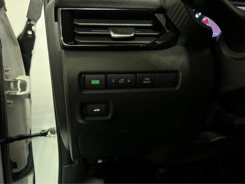 Certified 2023 Nissan Sentra SV w/ All-Weather Package FWD image 19
