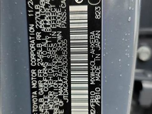 Used 2024 Toyota Prius LE FWD image 21