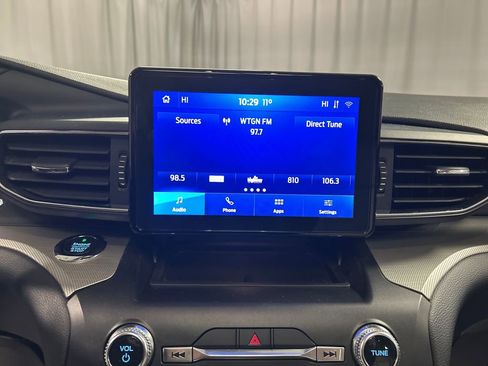 Used 2020 Ford Explorer XLT w/ Equipment Group 202A image 15