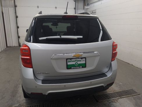 Used 2017 Chevrolet Equinox LT w/ Convenience Package FWD image 6