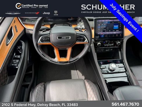 Used 2023 Jeep Grand Cherokee L Summit AWD/4WD image 15