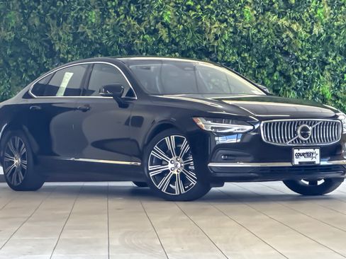 Used 2023 Volvo S90 B6 Plus w/ Protection Package Premier AWD/4WD image 1