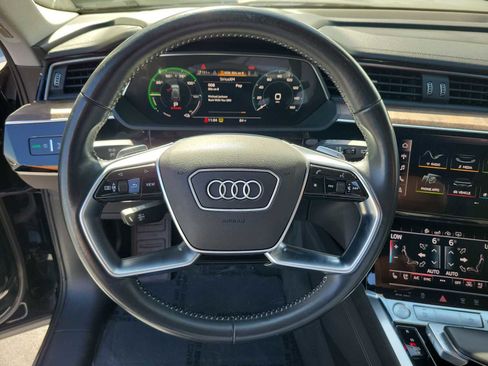Used 2019 Audi e-tron Premium Plus image 20