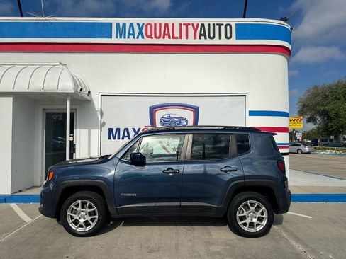 Used 2021 Jeep Renegade Latitude w/ Sun & Sound Group AWD/4WD image 26