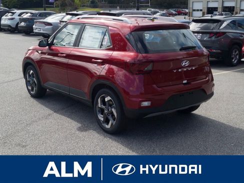 New 2025 Hyundai Venue Limited FWD image 8