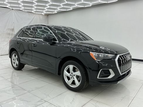Used 2020 Audi Q3 2.0T Premium AWD/4WD image 7