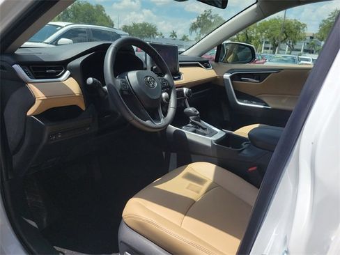 Used 2025 Toyota RAV4 XLE Premium image 10
