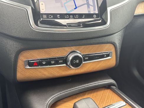 Used 2025 Volvo XC90 T8 Core w/ Protection Package Premier image 18
