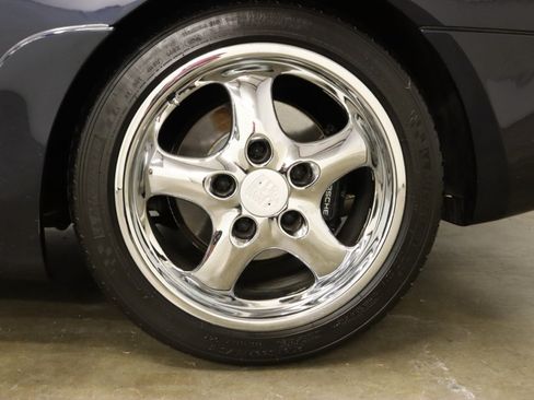 Used 1993 Porsche 968 Cabriolet RWD image 34