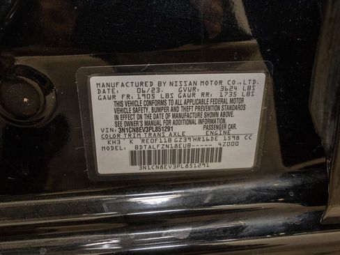 Used 2023 Nissan Versa SV image 18