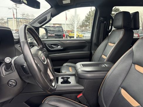 Used 2021 GMC Yukon AT4 w/ AT4 Premium Package image 12