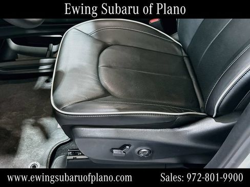 Used 2025 Chrysler Pacifica Limited FWD image 20