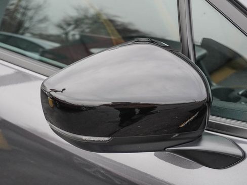 Used 2024 Subaru Crosstrek 2.5i Sport image 12