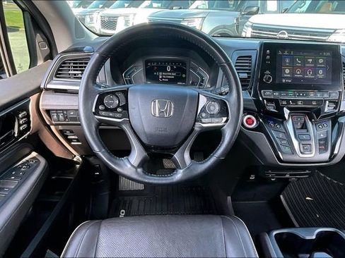 Used 2023 Honda Odyssey Elite image 8