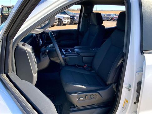 Used 2024 Chevrolet Silverado 1500 Custom image 7