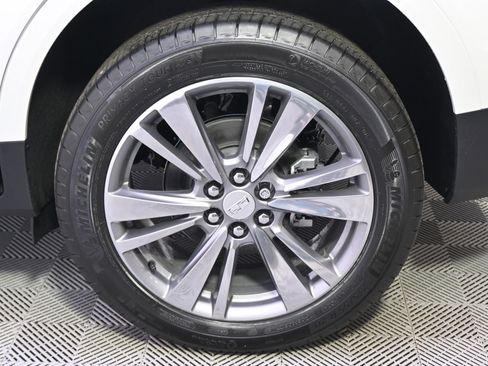 New 2025 Cadillac XT5 Premium Luxury w/ LPO, Floor Liner Package image 20