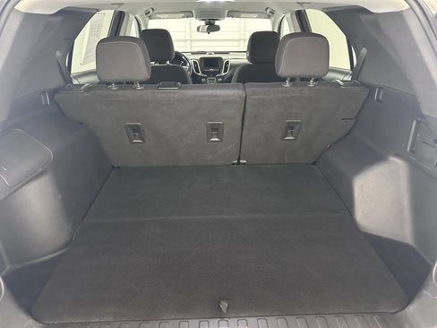 Used 2021 Chevrolet Equinox LT w/ Driver Convenience Package image 30