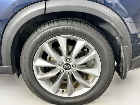 Used 2020 INFINITI QX50 Pure image 11