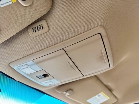 Used 2014 Ford F150 Lariat w/ Lariat Chrome Package image 23